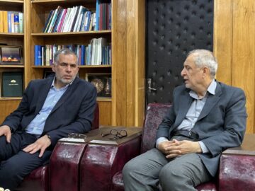 لزوم تقویت ارتباط بین دانشگاه‌ها و مراکز علمی، آموزشی استان در دیدار موسوی‌زاده و رئیس دانشگاه چمران