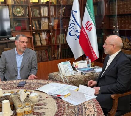 در نشست سید محسن موسوی‌زاده با رئیس مجلس شورای اسلامی مطرح شد: بررسی مشکلات حوزه انتخابیه و پیگیری در سطح ملی با حضور استاندار و مجمع نمایندگان استان خوزستان