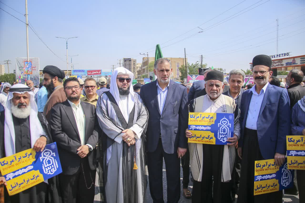 گزارش تصویری/همگام و همراه با مردم ولایتمدار اهواز؛  حضور سید محسن موسوی زاده در راهپیمایی روز جهانی قدس
