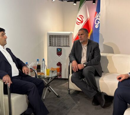بازدید سید محسن موسوی زاده از بیست و نهمین نمایشگاه بین‌المللی نفت، گاز، پالایش و پتروشیمی؛ تهران