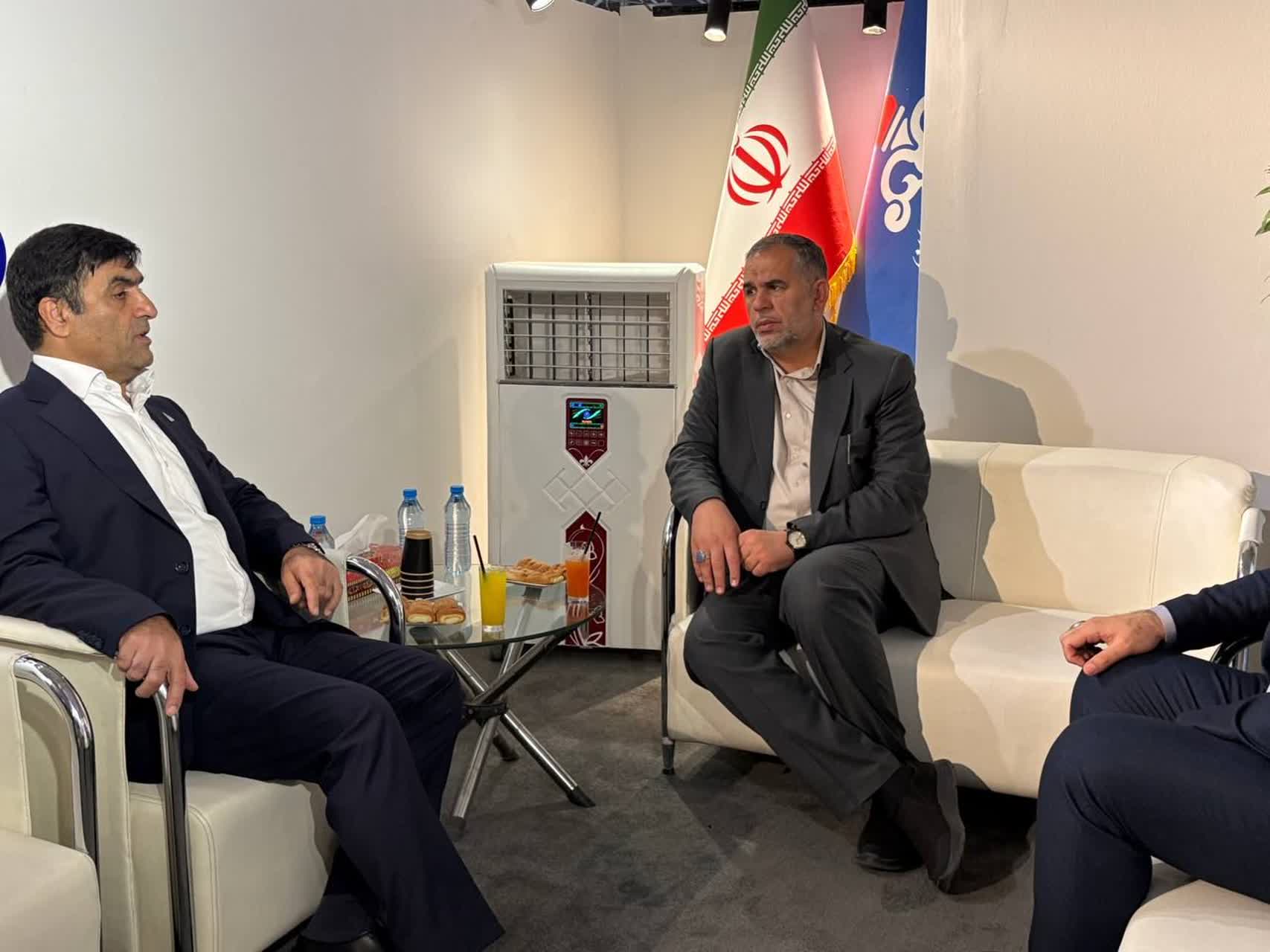بازدید سید محسن موسوی زاده از بیست و نهمین نمایشگاه بین‌المللی نفت، گاز، پالایش و پتروشیمی؛ تهران