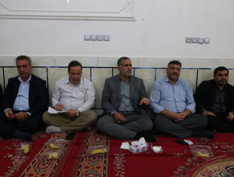 نشست و بررسی موضوعات کشاورزان مسیر الهایی با حضور و هماهنگی سید محسن موسوی زاده و مسئولین آب و برق و بخشدار