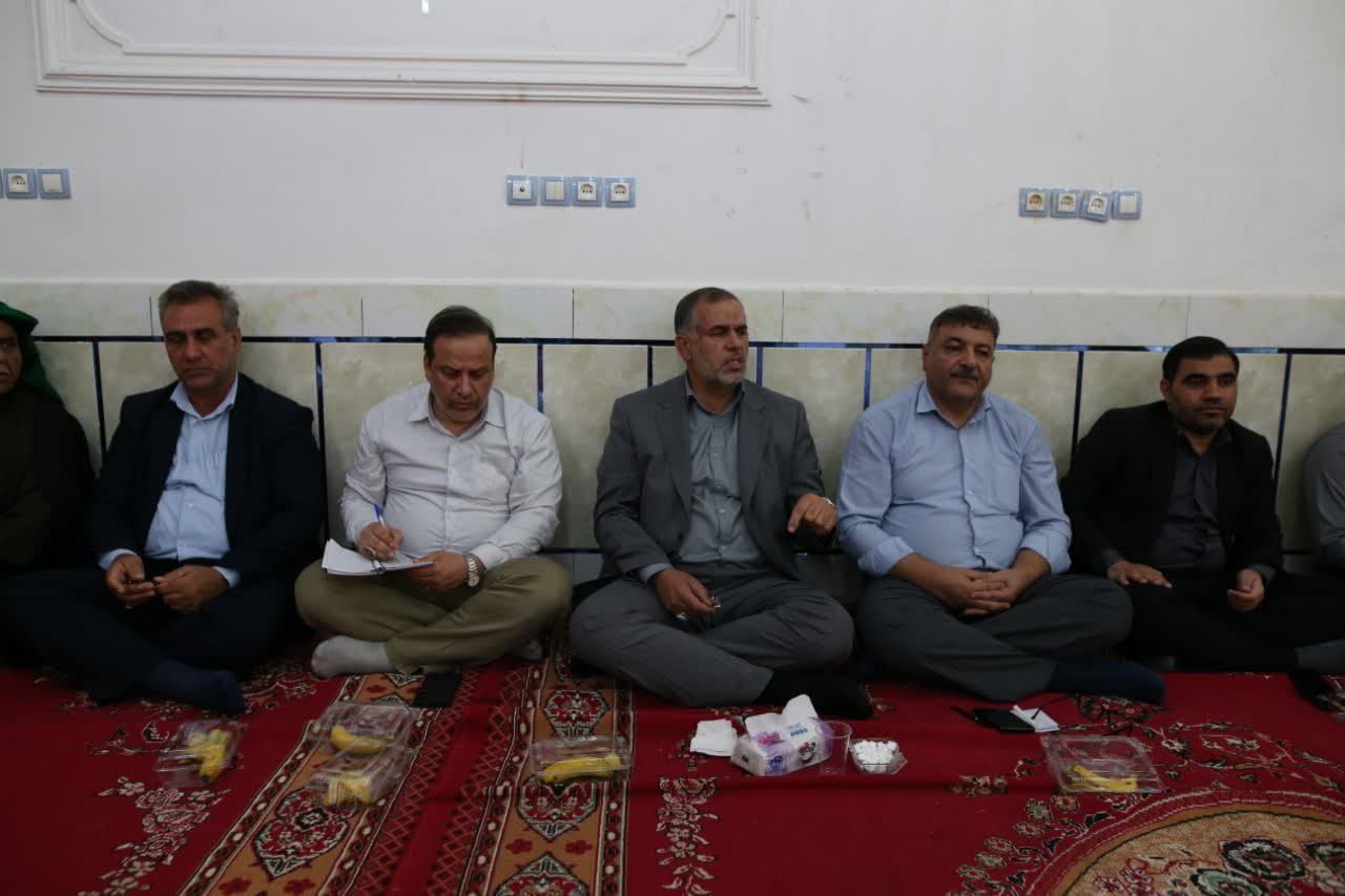 نشست و بررسی موضوعات کشاورزان مسیر الهایی با حضور و هماهنگی سید محسن موسوی زاده و مسئولین آب و برق و بخشدار