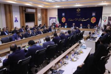 موسوی‌زاده در جلسه فعالان اقتصادی خوزستان با وزیر اقتصاد: بازگشت ۳۰۰ هزار میلیارد تومان پول استان، مطالبه اصلی ماست؛ خوزستان را دریابید
