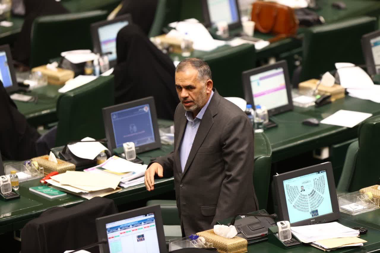 حضور و فعالیت سید محسن موسوی زاده در صحن علنی مجلس شورای اسلامی؛ یکشنبه ۹ آذرماه