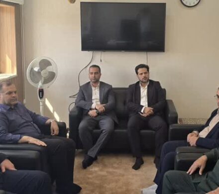 تاکید موسویزاده بر حمایت از توان دفاعی کشور در دیدار با فرمانده قرارگاه کربلا
