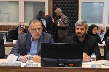 در نشست فراکسیون فرهنگیان مجلس با رئیس سازمان اداری و استخدامی کشور مطرح شد؛  سید محسن موسوی زاده: مسیر جذب نیروها فوراً ساماندهی شود